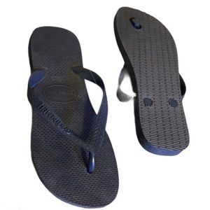 🆕 Navy Blue Havaianas Flip Flops - Women’s Size 7